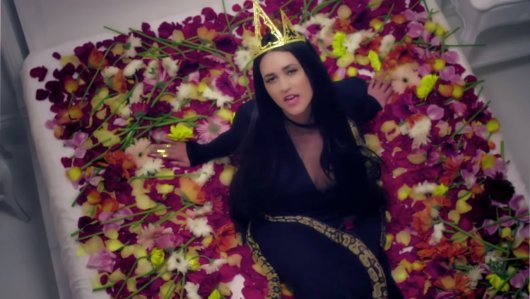 Kat Dahlia My Garden Mike Garcia Dir Videostatic